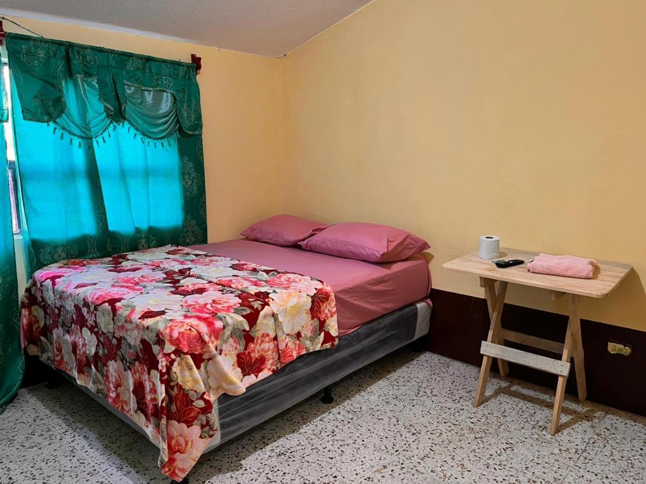 Hotel Canaan La Aurora Guatemala City Екстериор снимка