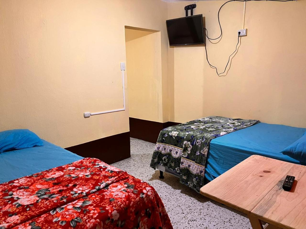 Hotel Canaan La Aurora Guatemala City Екстериор снимка