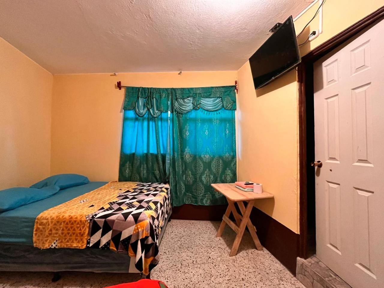 Hotel Canaan La Aurora Guatemala City Екстериор снимка
